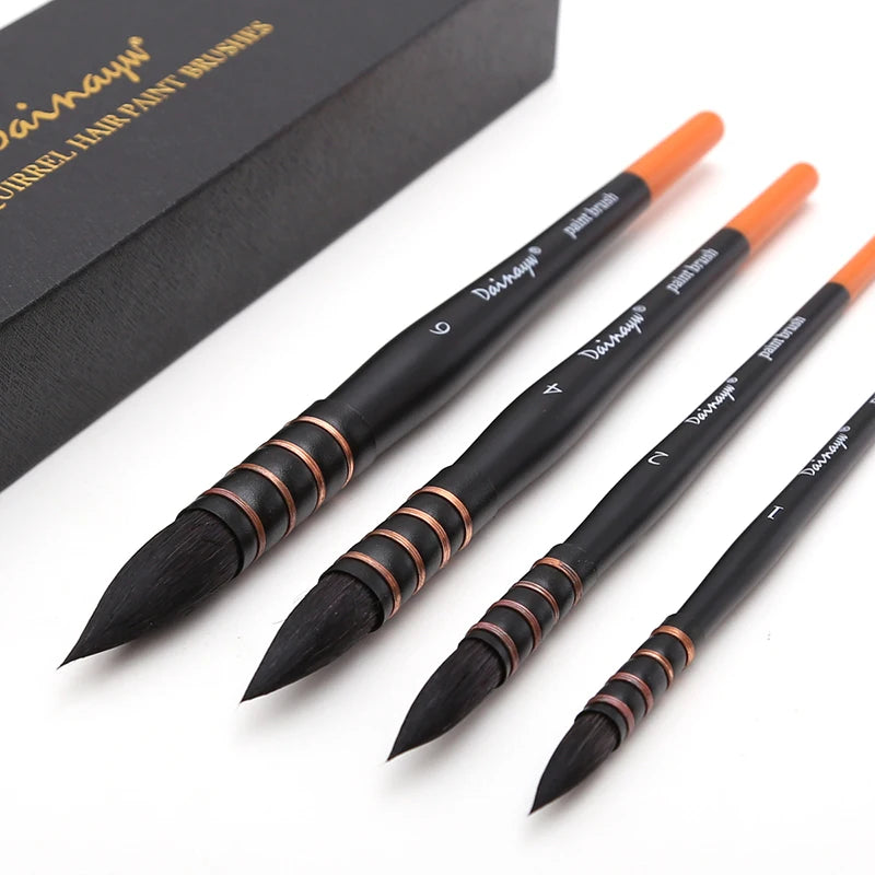 Dainayw 4-Piece Art Brush Set – Squirrel & Horse Hair Watercolor Brushes for Gouache, Wash & Mop Painting