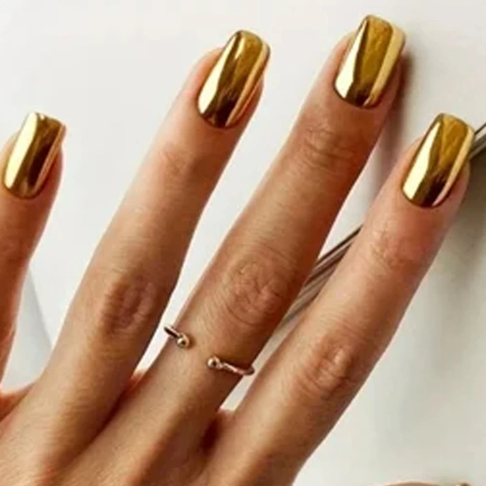 Gold Mirror Nail Polish – Quick Dry Metallic Lacquer
