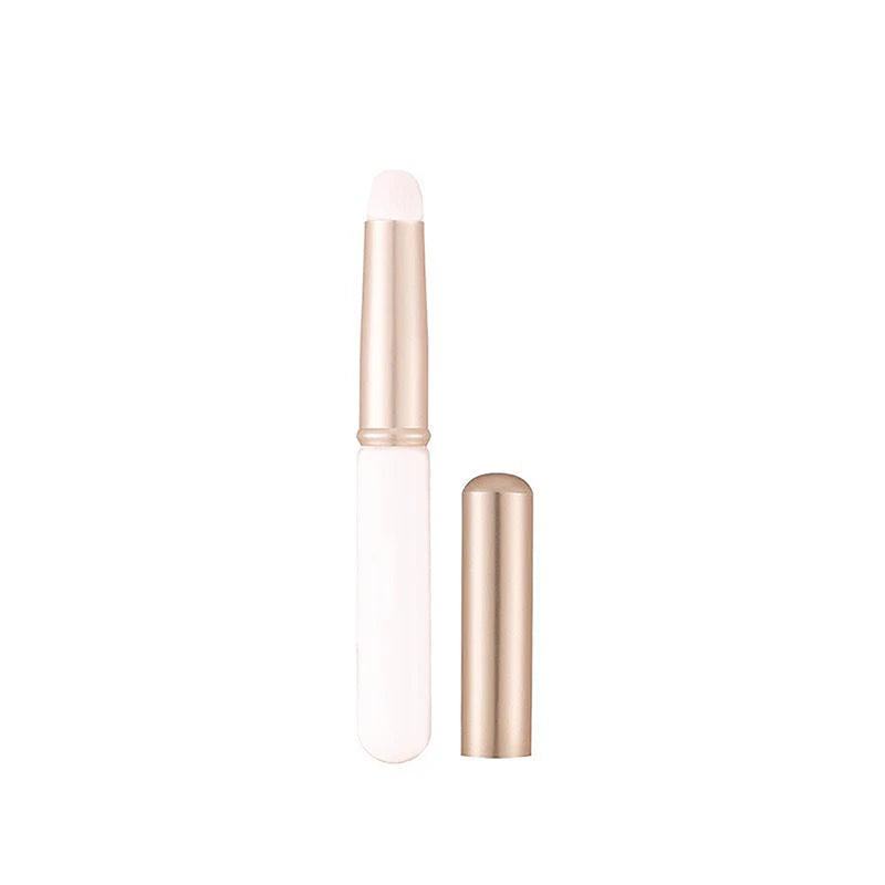 1 Pc Multipurpose Concealer & Lip Brush – Detail Makeup Smudger