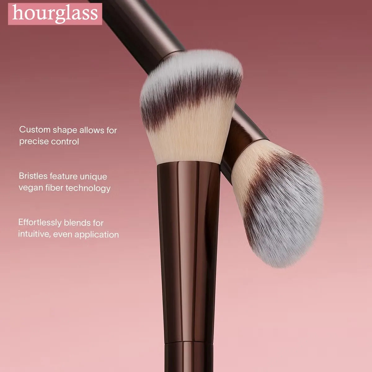 Hourglass No.15 Angled Blush & Contour Brush – Cream & Liquid Makeup Tool