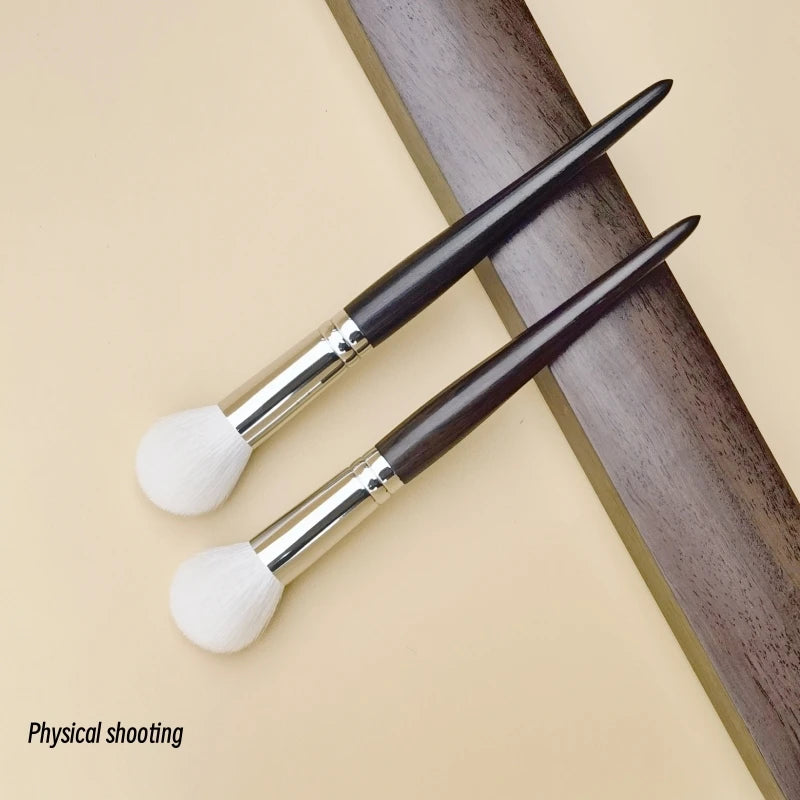 Luxury Blush Brush – Natural Goat Hair & Ebony Handle for Flawless Makeup