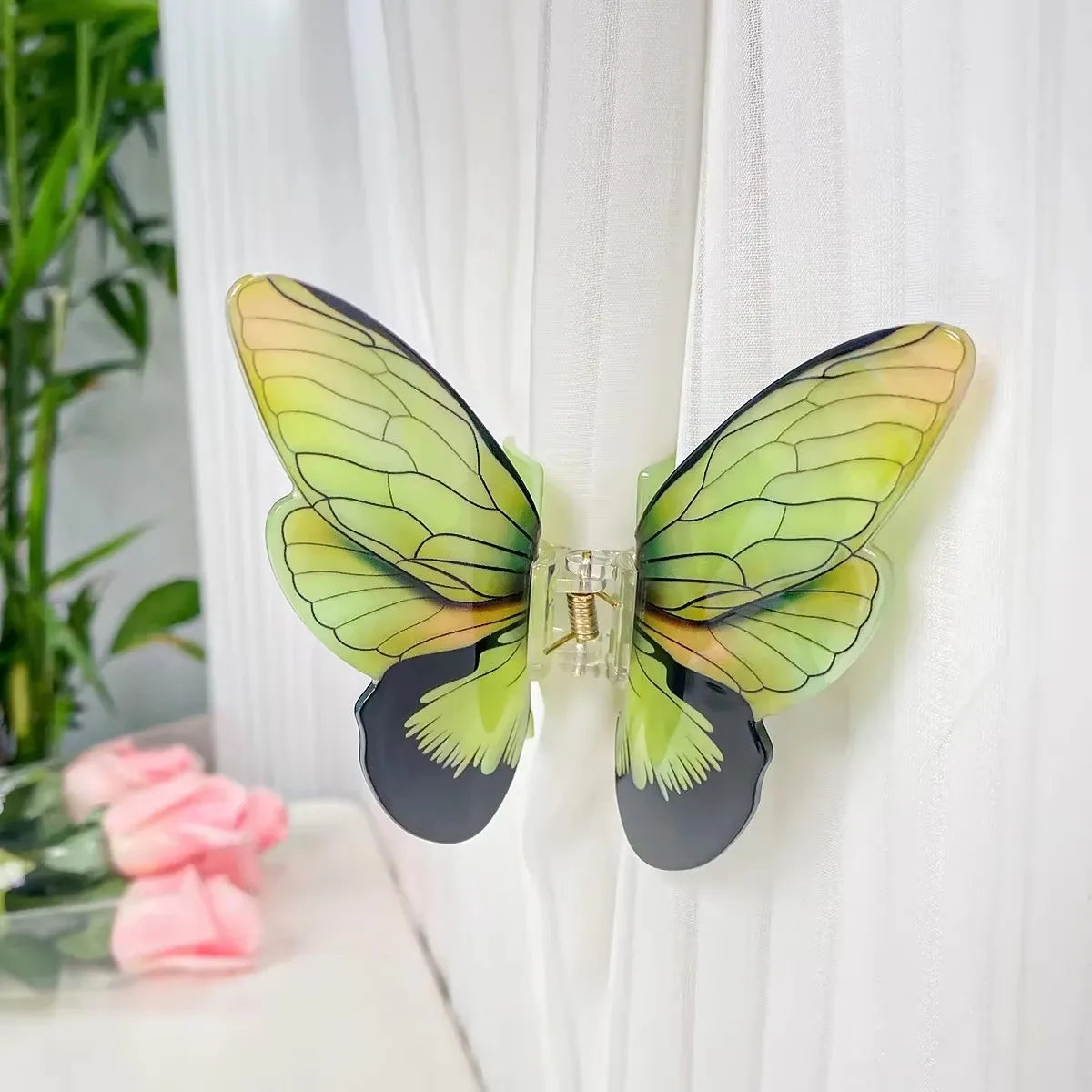 DuoShang Sweet Simulated Butterfly Hair Claw – Colorful Acrylic Hair Clip for Women