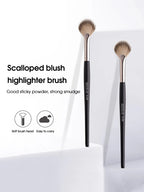 High-Gloss Powder Blush Brush – Soft, Easy-Apply Makeup Tool