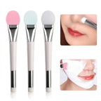 Double-Ended Silicone & Bristle Face Mask Brush