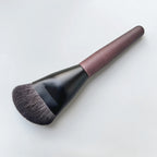Shaped Contour & Foundation Brush – Multifunctional Goat Hair Makeup Tool