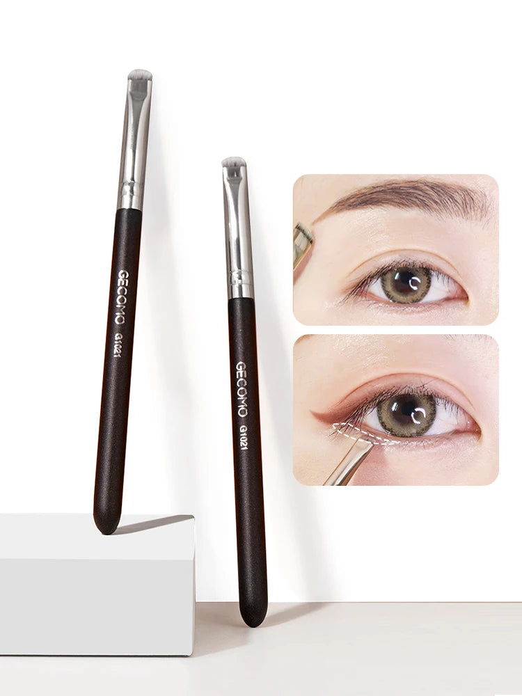 Multi-Functional Eye & Brow Brush – Flat, Angled, and Arc Tips