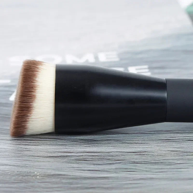 Flat Top Foundation Makeup Brush – Flat Angled Synthetic Hair Brush for Liquid, Cream, Bronzer & Contour Application