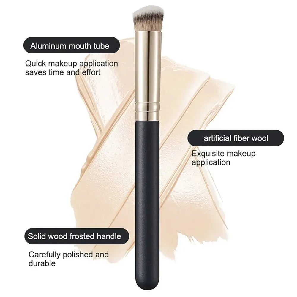 Angled Concealer Brush – Soft, Precision Coverage for Blemishes & Acne Marks