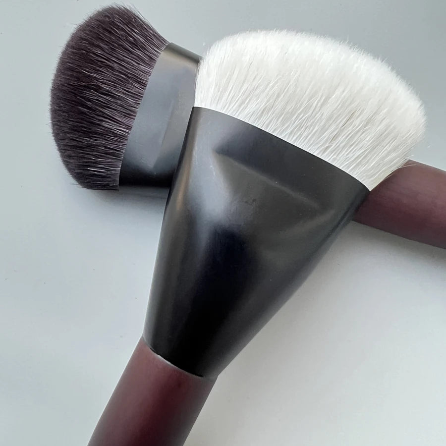 Shaped Contour & Foundation Brush – Multifunctional Goat Hair Makeup Tool