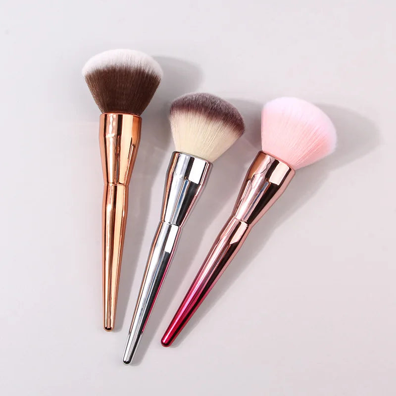 Ultra-Soft Large Loose Powder Brush – Beauty Tool