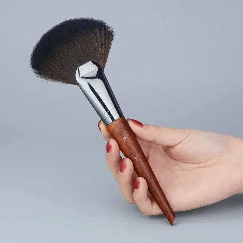 Flat Foundation & Blusher Brush – Makeup Blender Tool