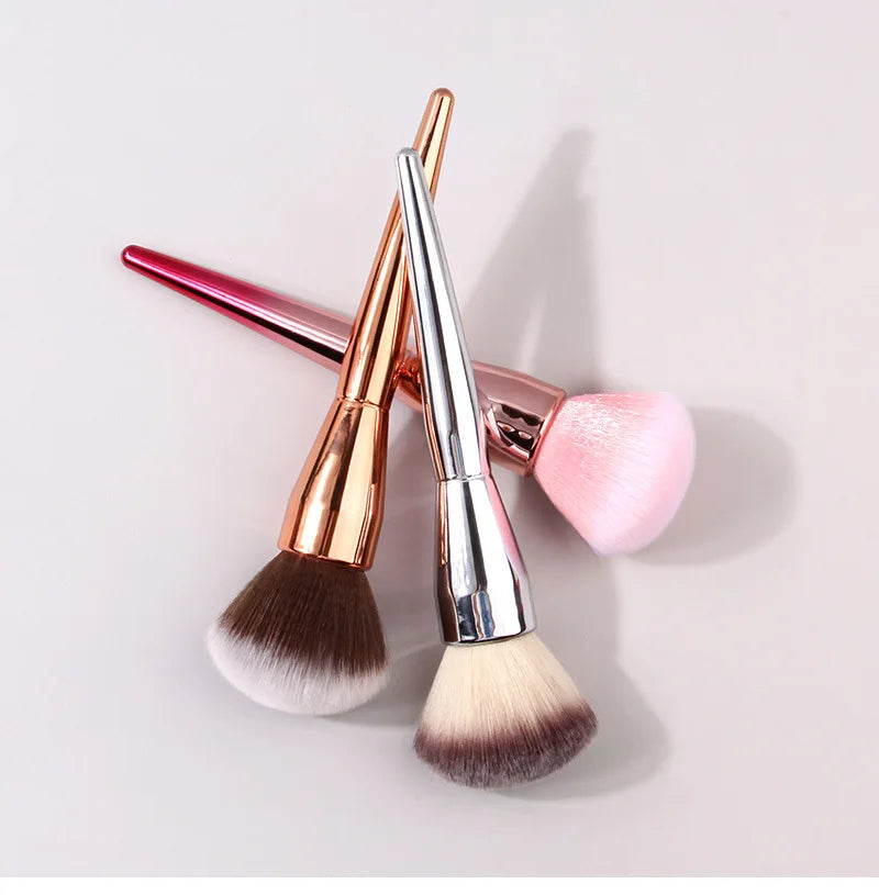 Ultra-Soft Large Loose Powder Brush – Beauty Tool