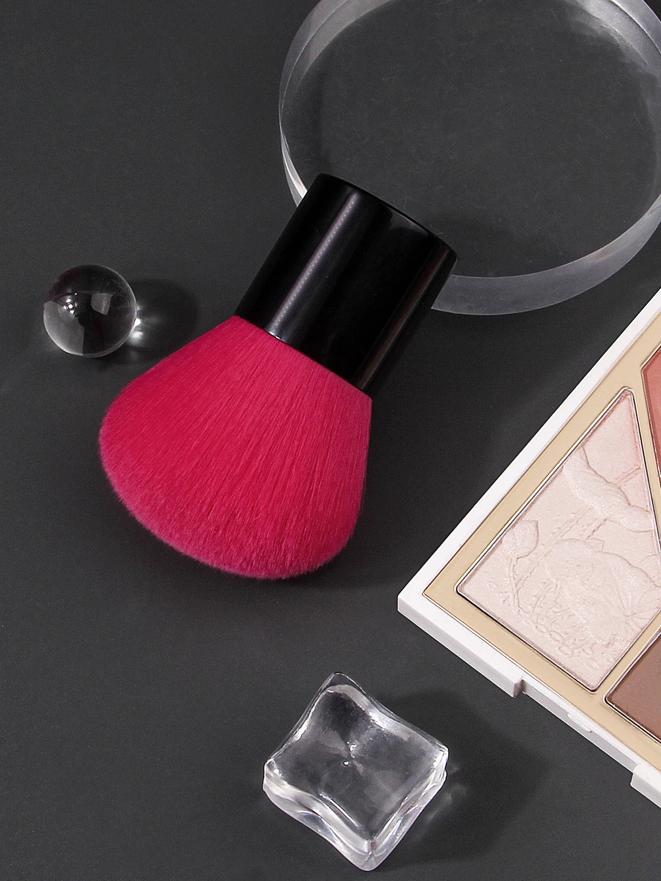 Kabuki Makeup Brush – Multi-Purpose Face Tool for Foundation, Powder & Blush