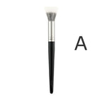 Multifunctional Stippling Makeup Brush – Foundation, Blush & Concealer