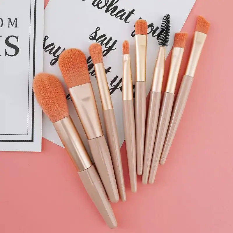 8-Piece Makeup Brush Set – Portable Foundation, Blush & Concealer Beauty Tools