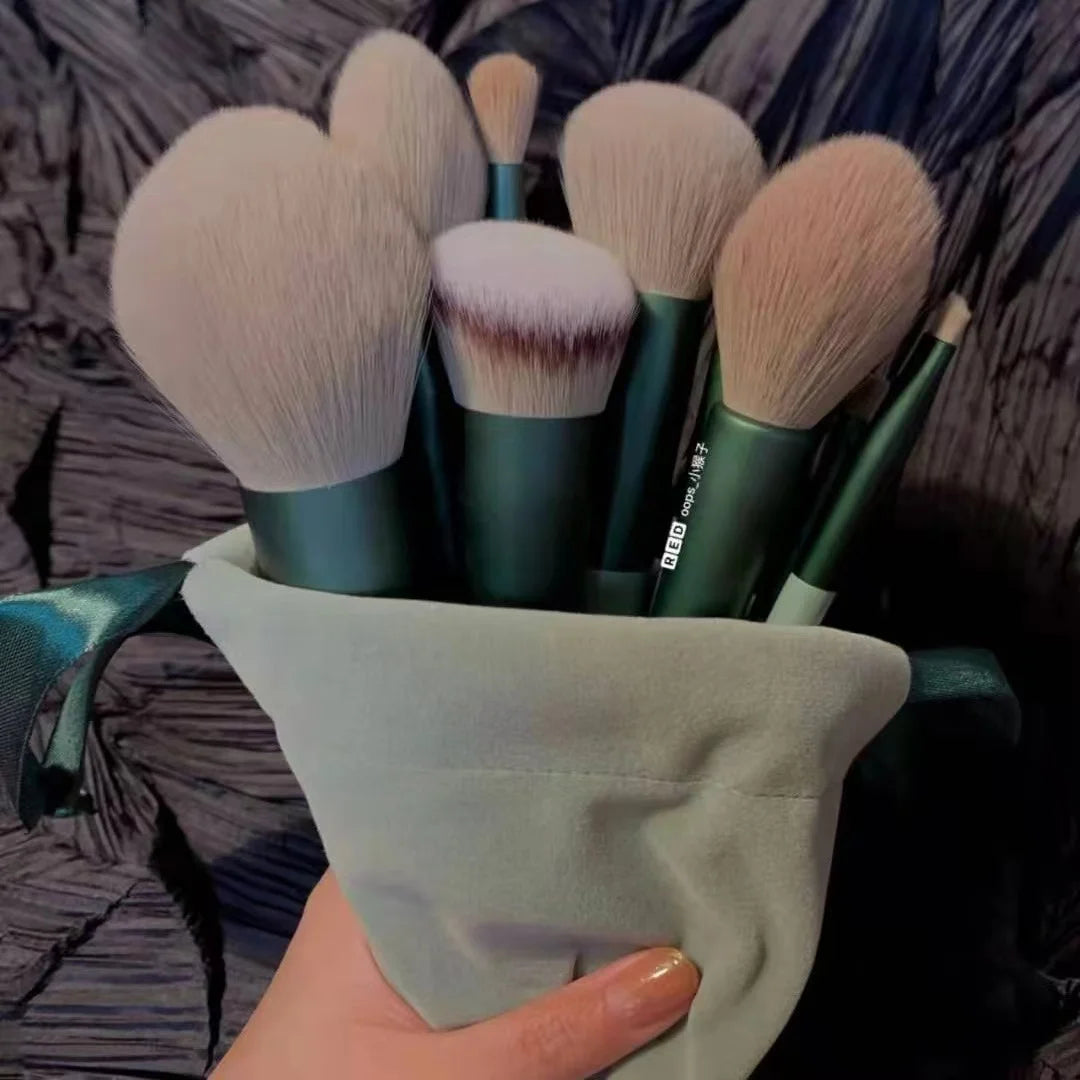 13-Piece Ultra Soft Makeup Brush Set – Face & Eye Tools