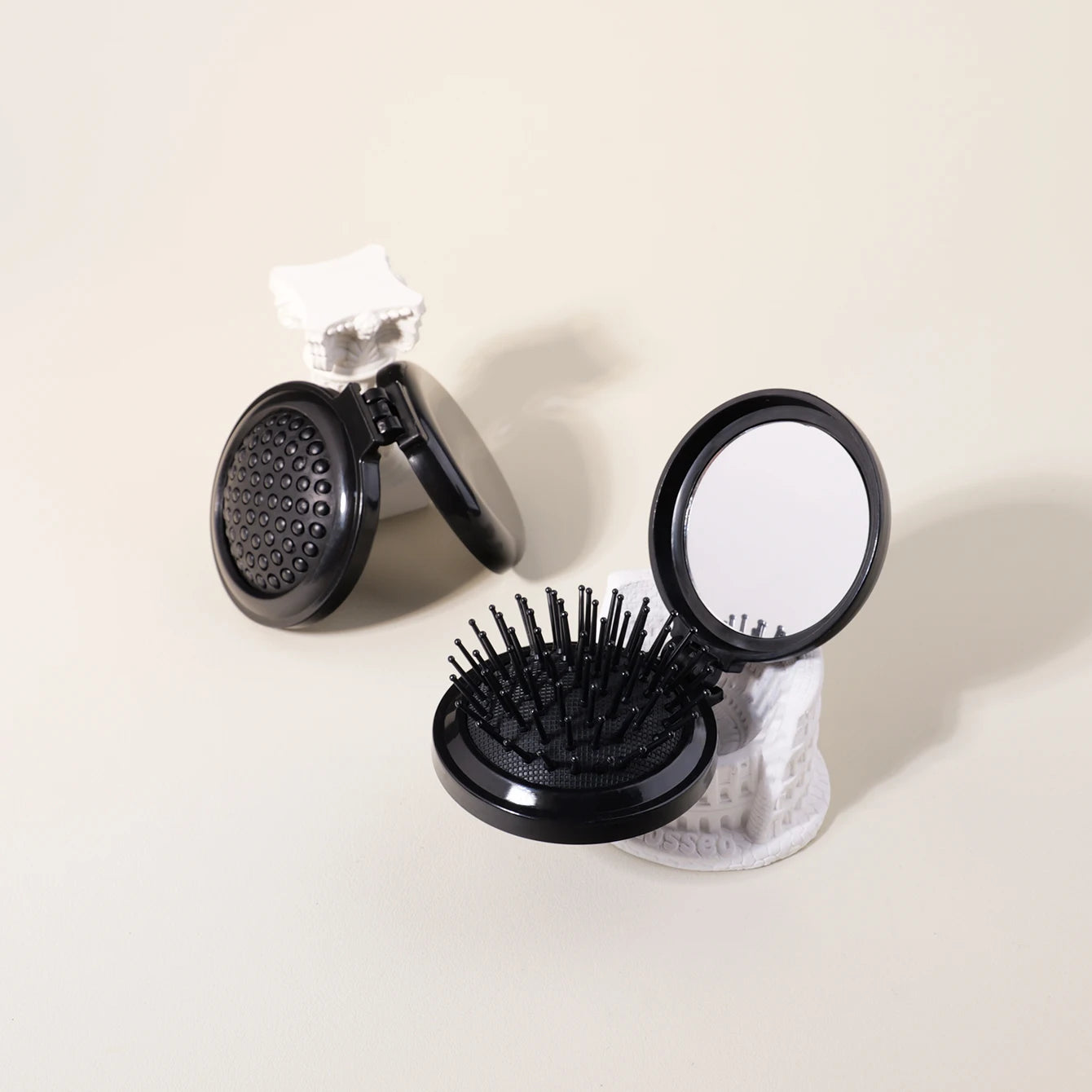 1/2pc Folding Travel Mirror Hair Brush – Round Pocket Comb for Wigs & Real Hair Styling