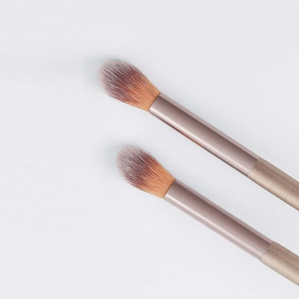 2-Piece Professional Nose Shadow & Highlight Brush Set