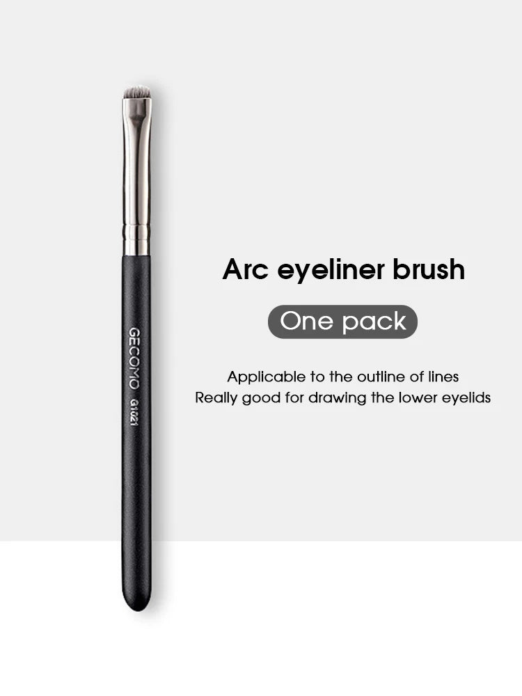 Multi-Functional Eye & Brow Brush – Flat, Angled, and Arc Tips