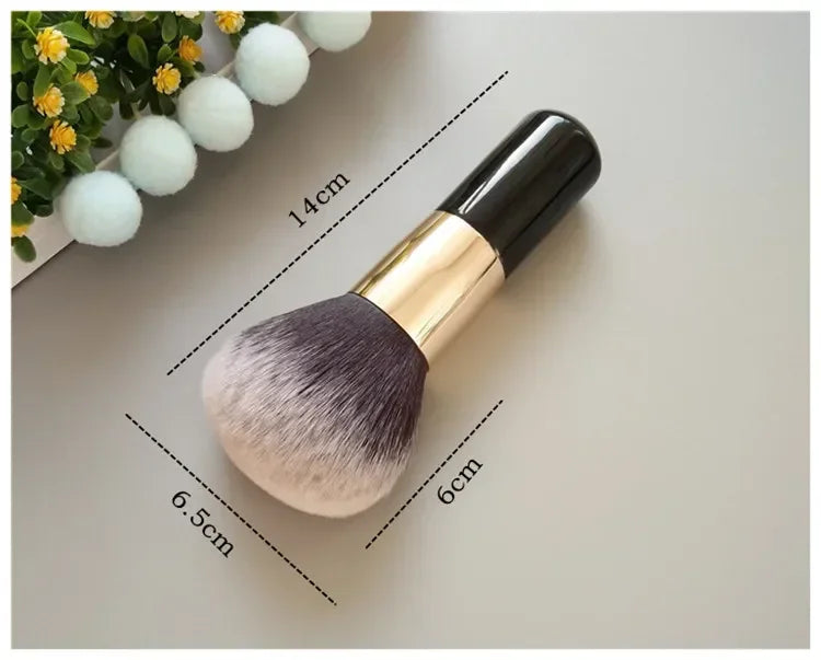Professional Loose Powder Brush – Large, Multifunctional for Blush, Sculpting & Bronzer