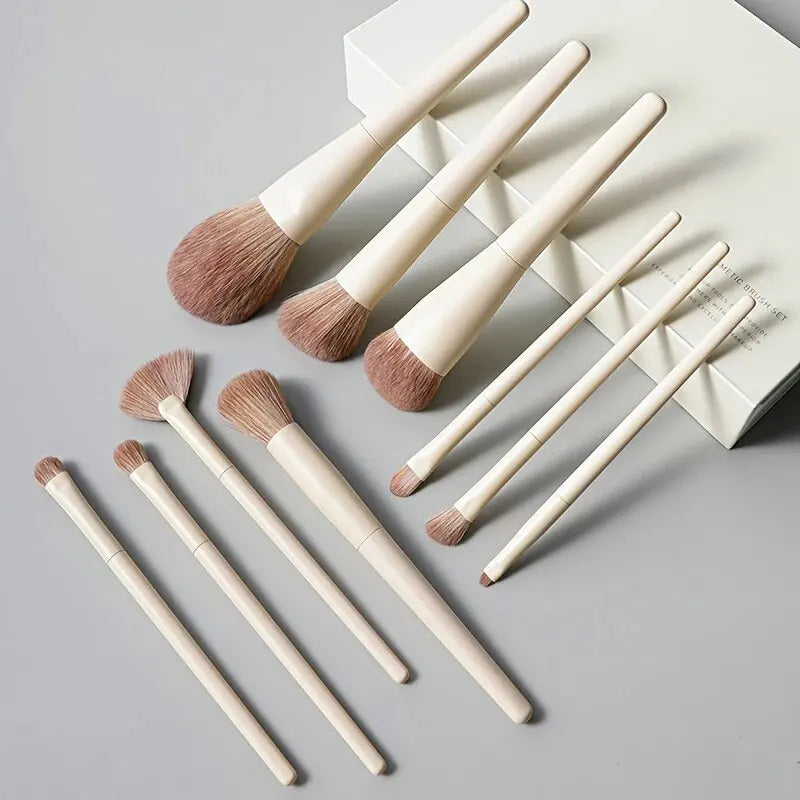 10-Piece Premium Makeup Brush Set – Face & Eye Tools