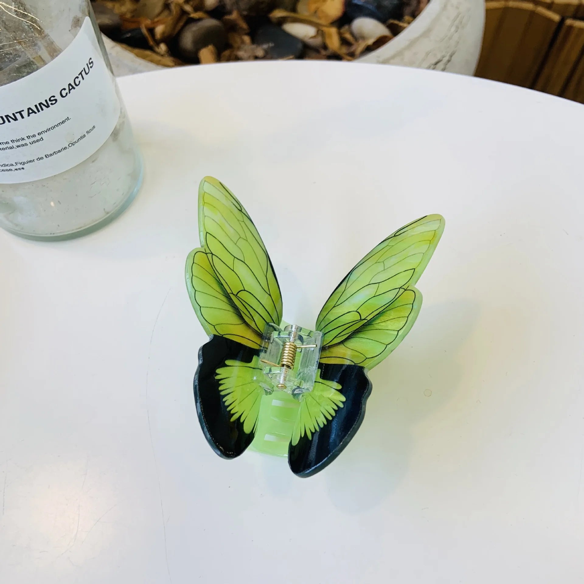 DuoShang Sweet Colorful Simulated Butterfly Acrylic Hair Claw – Cute Crab Clips for Women & Girls