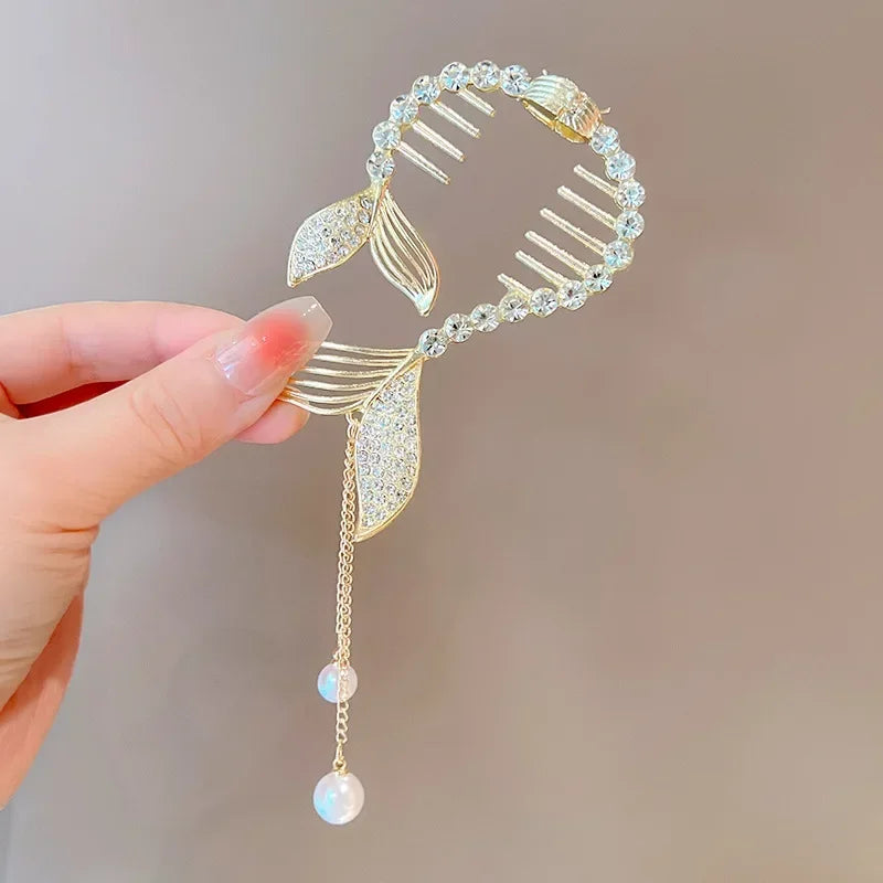Elegant Butterfly Ponytail Hair Clip – Blue & Red Hairpin with Pearl Tassel for Women