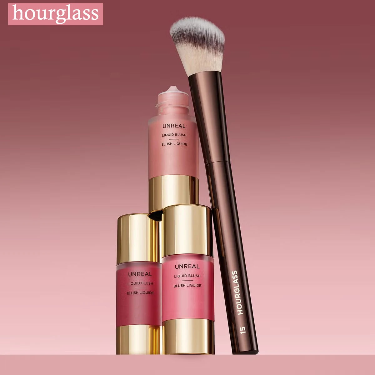 Hourglass No.15 Angled Blush & Contour Brush – Cream & Liquid Makeup Tool