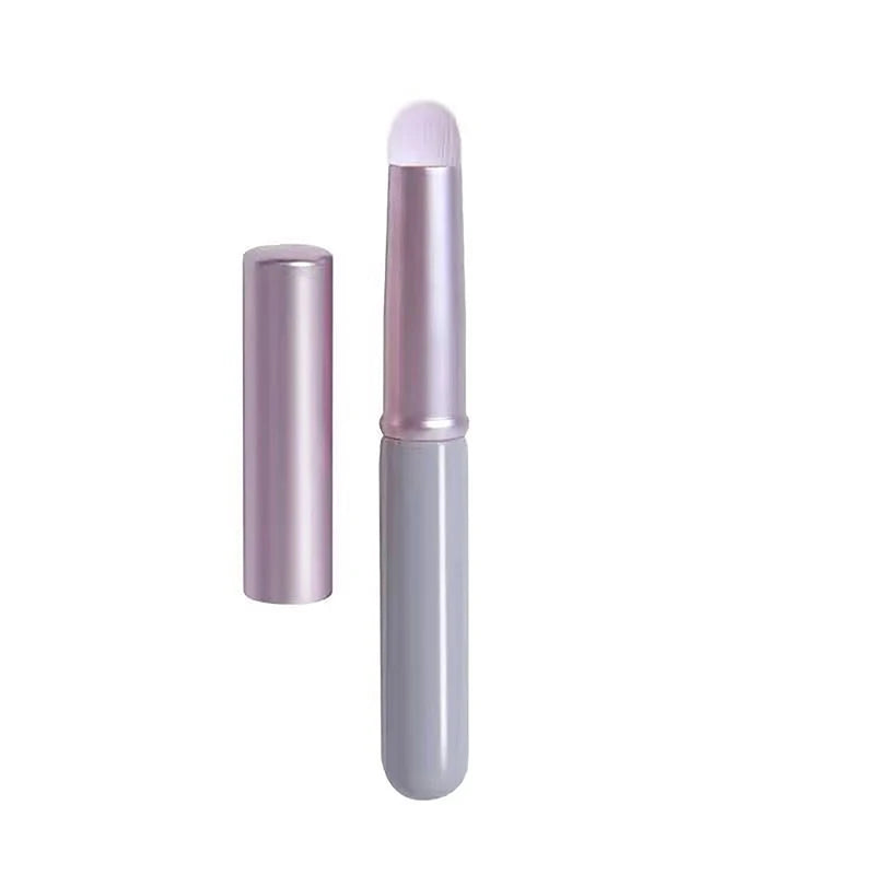1 Pc Multipurpose Concealer & Lip Brush – Detail Makeup Smudger