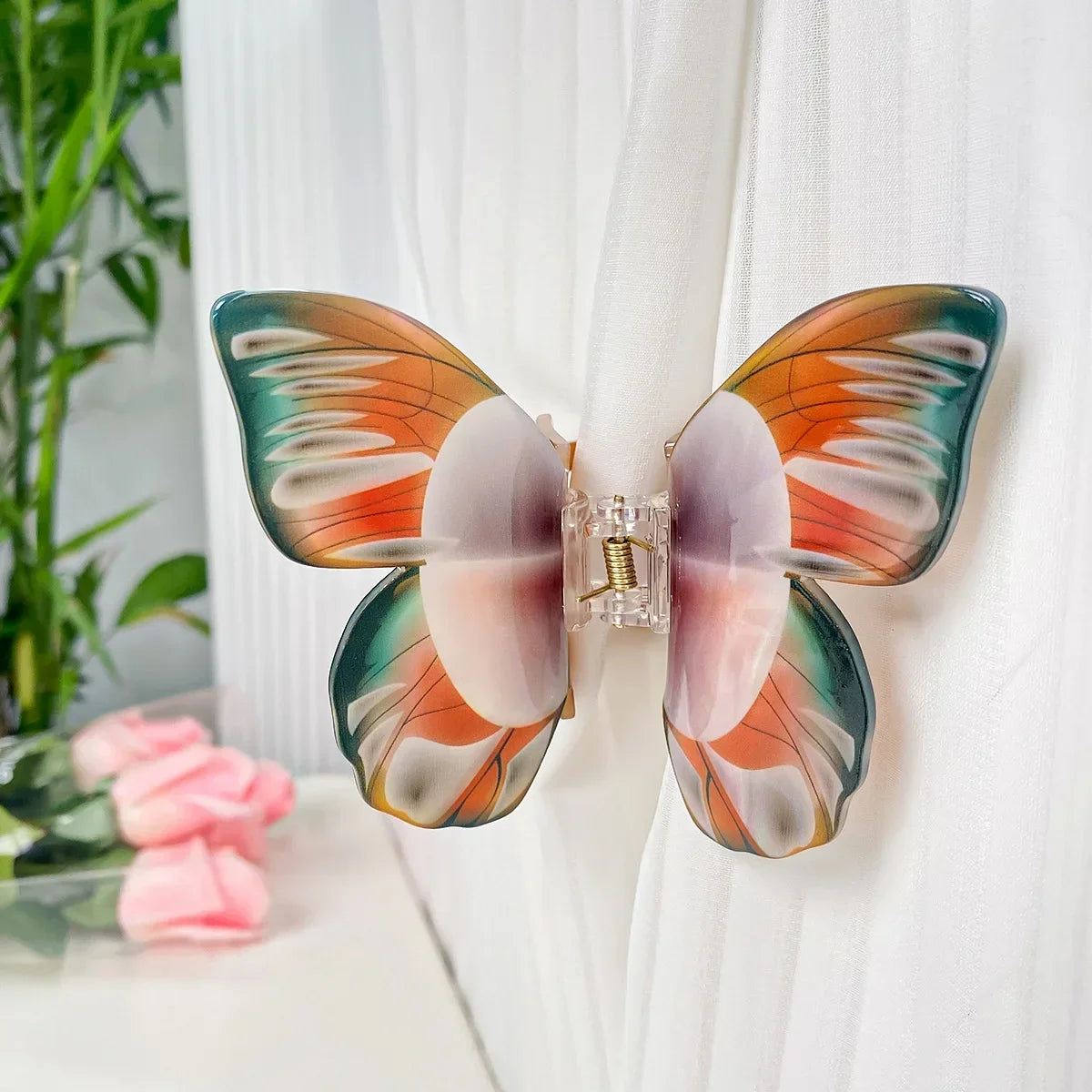 DuoShang Sweet Simulated Butterfly Hair Claw – Colorful Acrylic Hair Clip for Women