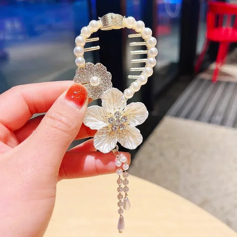 Elegant Butterfly Ponytail Hair Clip – Blue & Red Hairpin with Pearl Tassel for Women
