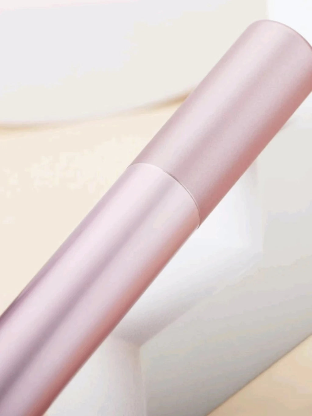 Angled Contouring & Blush Brush – Soft, Beveled Blending Face Brush