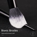 Makeup Brush 04 – Soft Highlight Brush with Black Handle
