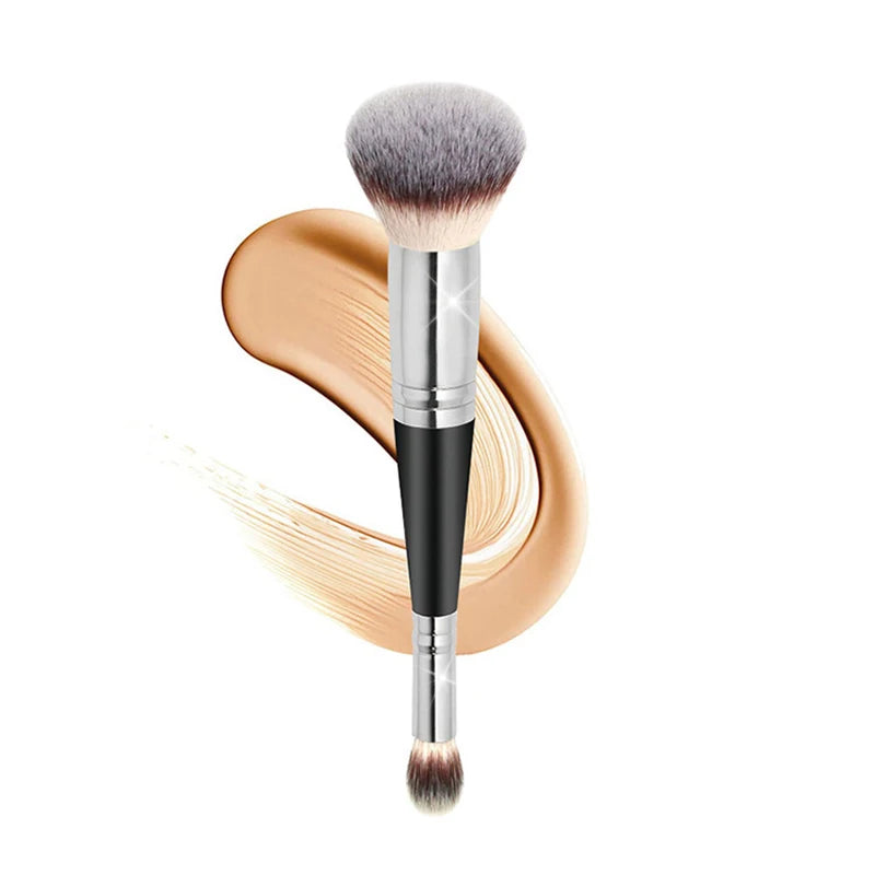 2-in-1 Foundation & Concealer Brush